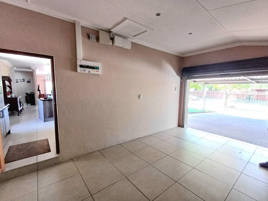 4 Bedroom Property for Sale in Bayswater Free State